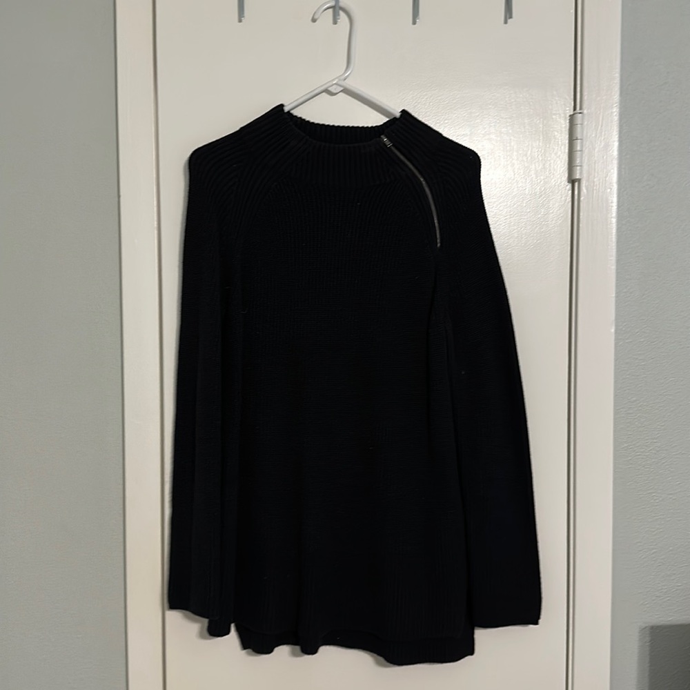 Banana Republic black sweater, size small